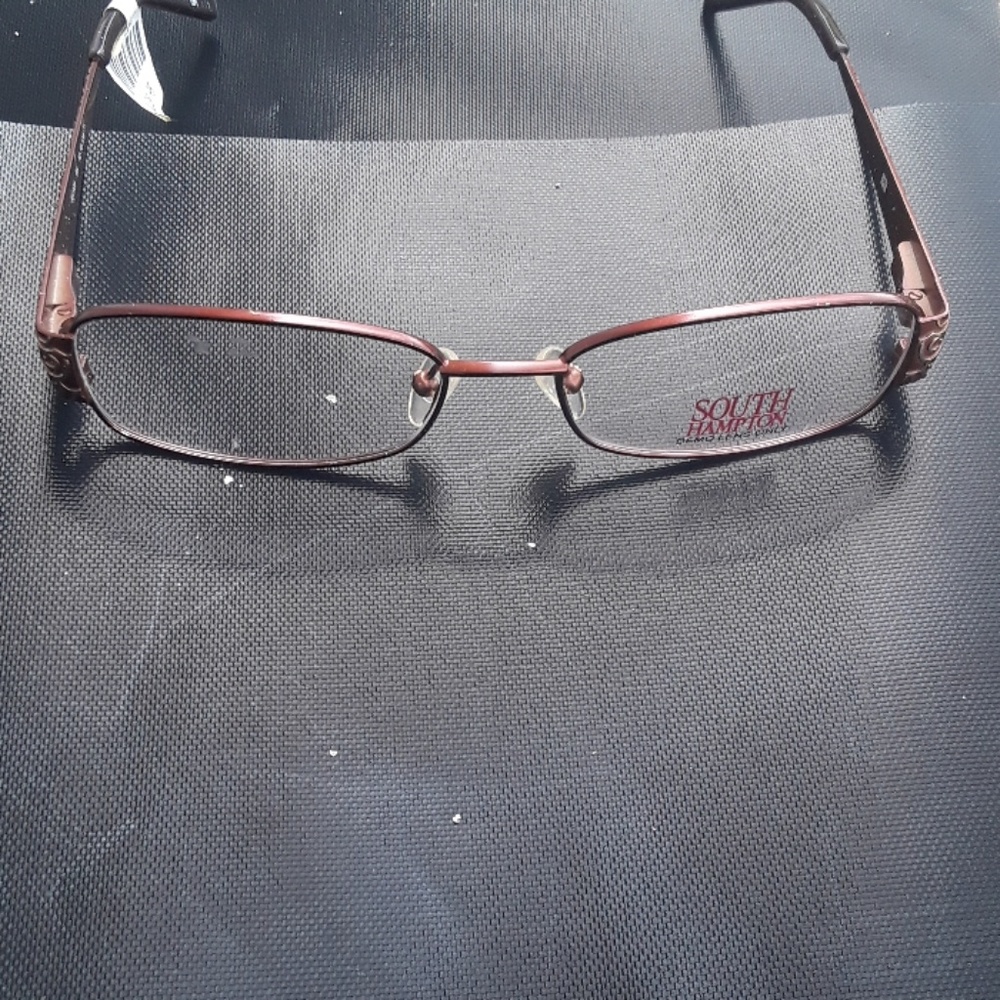 Eyeglass frames